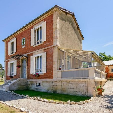 Maison Qui S'Y Frotte S'Y Pique Robert-Espagne Kültér fotó